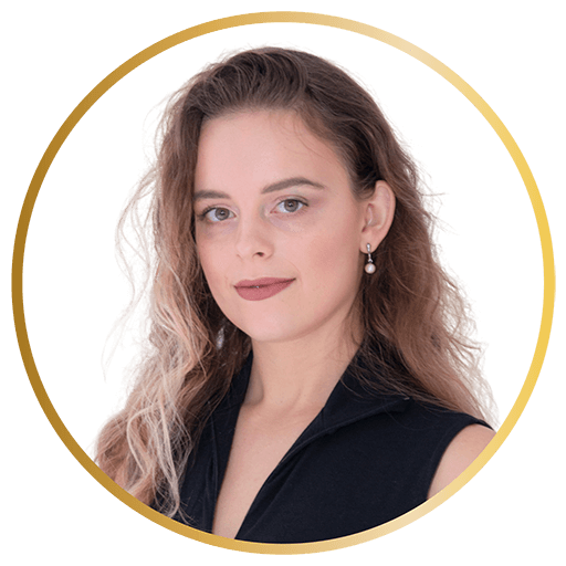 Анна Сокол
